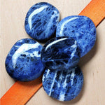 Ielādēt attēlu galerijas skatītājā, Akmens Sodalīts Namībija / Sodalite Chakra Stone 35-50mm
