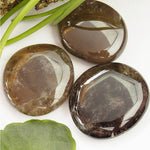 Ielādēt attēlu galerijas skatītājā, Akmens Dūmu Kvarcs / Smoky Quartz Chakra Stone 30-45mm