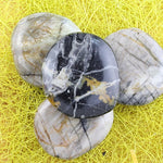 Ielādēt attēlu galerijas skatītājā, Akmens Jašma / Pikaso Jašma / Picasso Jasper Chakra Stone 40-45mm