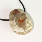 Ielādēt attēlu galerijas skatītājā, Kulons Ahāts / Mežģīņu Ahāts / Crazy Lace Agate