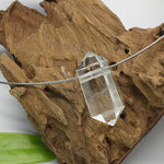 Load image into Gallery viewer, Kulons Kalnu Kristāls / Clear Quartz