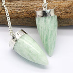 Загрузить изображение в средство просмотра галереи, Svārsts Aventurīns / Aventurine Acorn 40mm