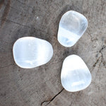 Ielādēt attēlu galerijas skatītājā, Kulons Selenīts / Selenite