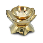 Ielādēt attēlu galerijas skatītājā, Misiņa Svečturis Oriental Rituals and Puja 4.5cm