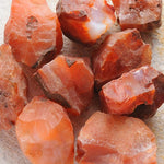 Ielādēt attēlu galerijas skatītājā, Neapstrādāts Akmens Karneols Urugvaja / Carnelian