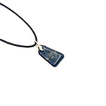 Ielādēt attēlu galerijas skatītājā, Kulons Dumorterīts / Dumortierite