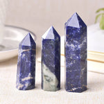 Ielādēt attēlu galerijas skatītājā, Akmens Sodalīts / Sodalite 6-12cm