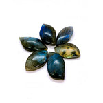 Ielādēt attēlu galerijas skatītājā, Akmens Labradorīts / Labradorite (Leaf)