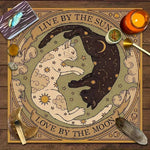 Ielādēt attēlu galerijas skatītājā, Galdauts Sun &amp; Moon Cats 75x75cm
