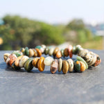 Ielādēt attēlu galerijas skatītājā, Rokassprādze Okeāna Jašma Brazīlija / Ocean Jasper Chips
