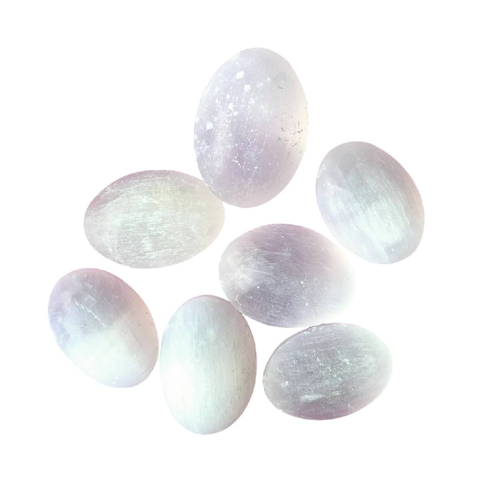 Akmens Selenīts / Selenite Palm Stone