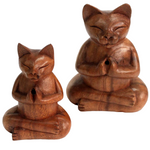 Ielādēt attēlu galerijas skatītājā, Paliktnis Konusiem Koka Figūriņa Yoga Cat 31x13.5x6cm
