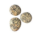 Ielādēt attēlu galerijas skatītājā, Akmens Jašma / Dalmāciešu Jašma Meksika / Dalmation Jasper Chakra Stone 50-70mm
