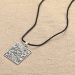 Ielādēt attēlu galerijas skatītājā, Kulons Rūnas 30x35mm
