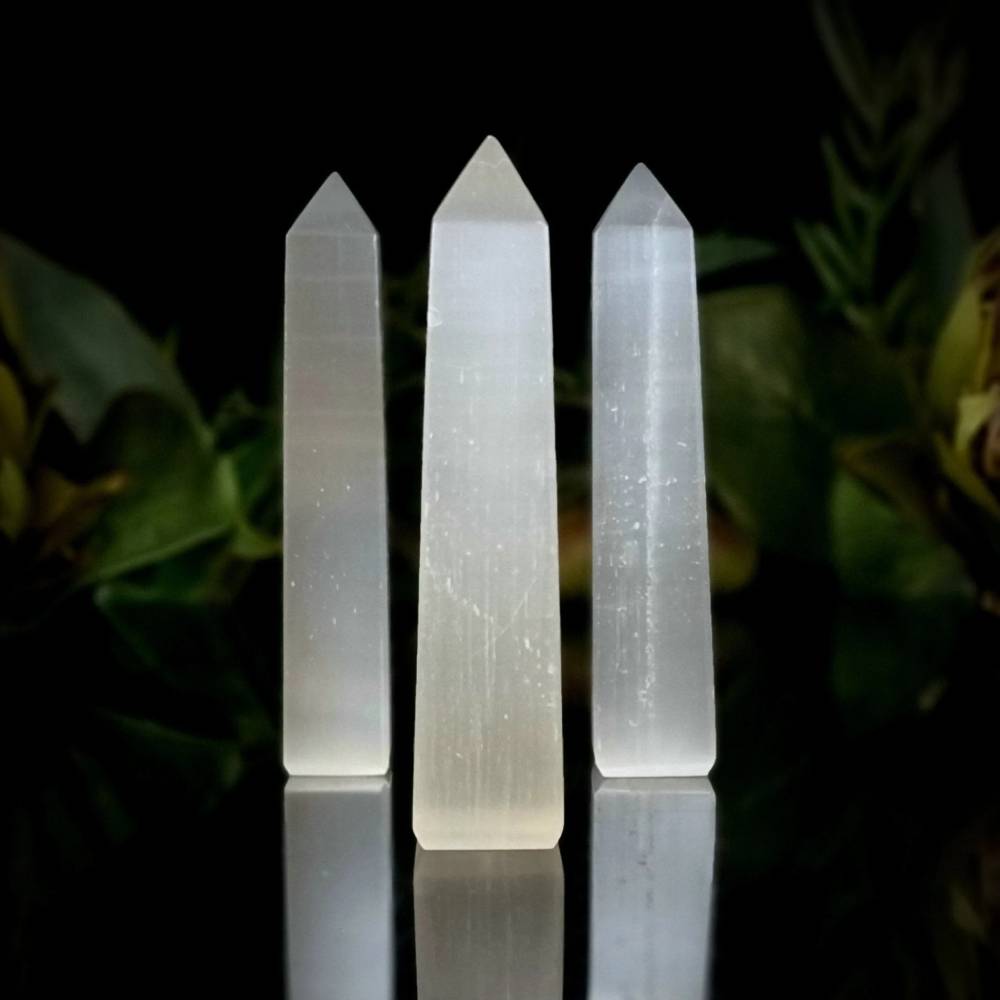 Akmens Selenīts / Selenite Obelisk 6-12cm