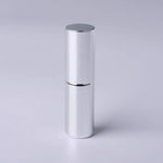 Ielādēt attēlu galerijas skatītājā, Stikla pudelīte ar izsmidzinātāju 5ml / 17mm x 66mm / 11gr
