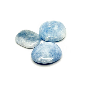 Akmens Kalcīts / Zilais Kalcīts / Blue Calcite Hand Stone