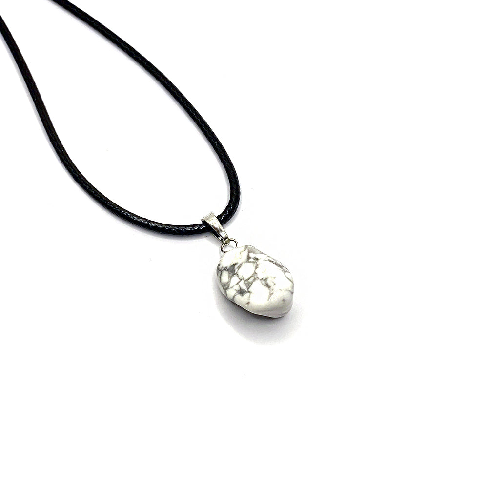 Kulons Pin Drilled Hovlīts / Howlite 1.5cm - 3cm