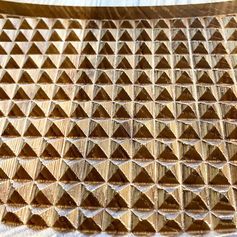 Neiro Balansa Dēlis no ozola "Svētais labirints"