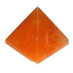 Загрузить изображение в средство просмотра галереи, Piramīda Kalcīts / Oranžais Kalcīts / Orange Calcite Pyramid 30-35mm
