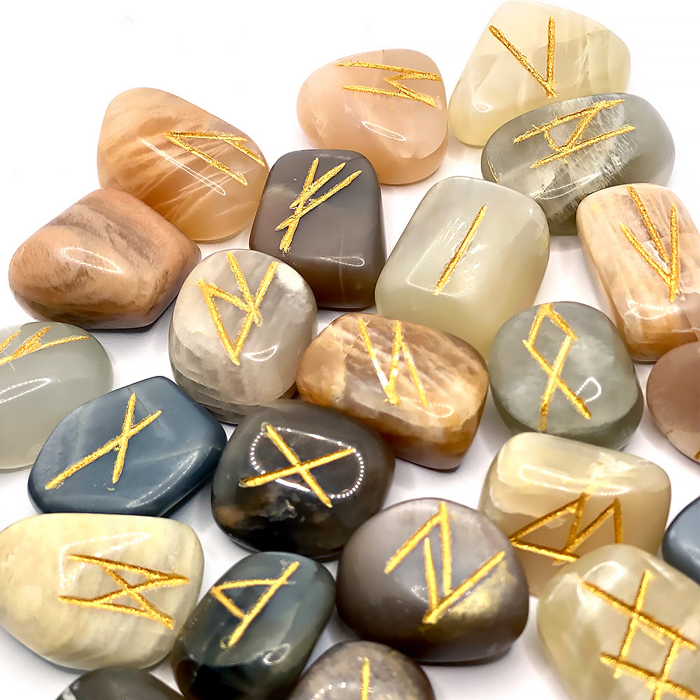 Moonstone Runes – EzoterikaBio.lv