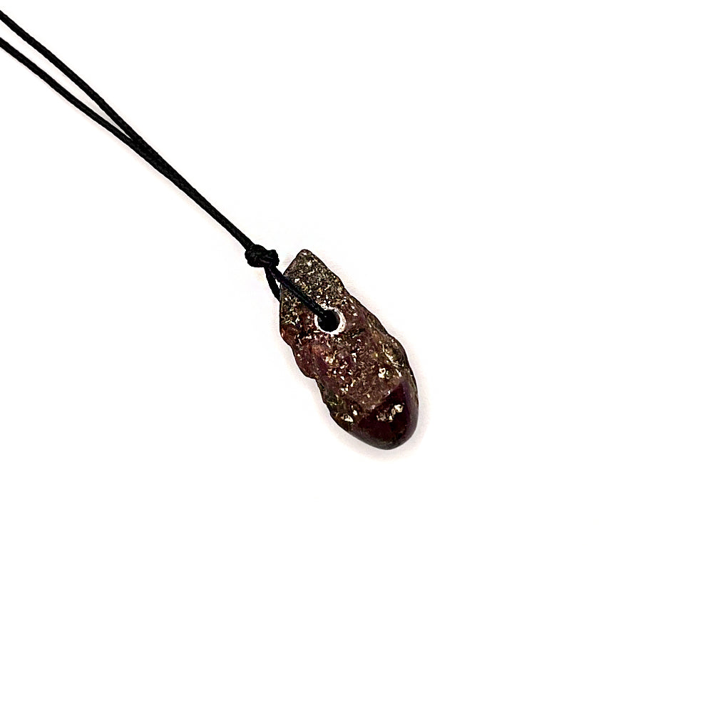 Kulons Safīrs / Sapphire