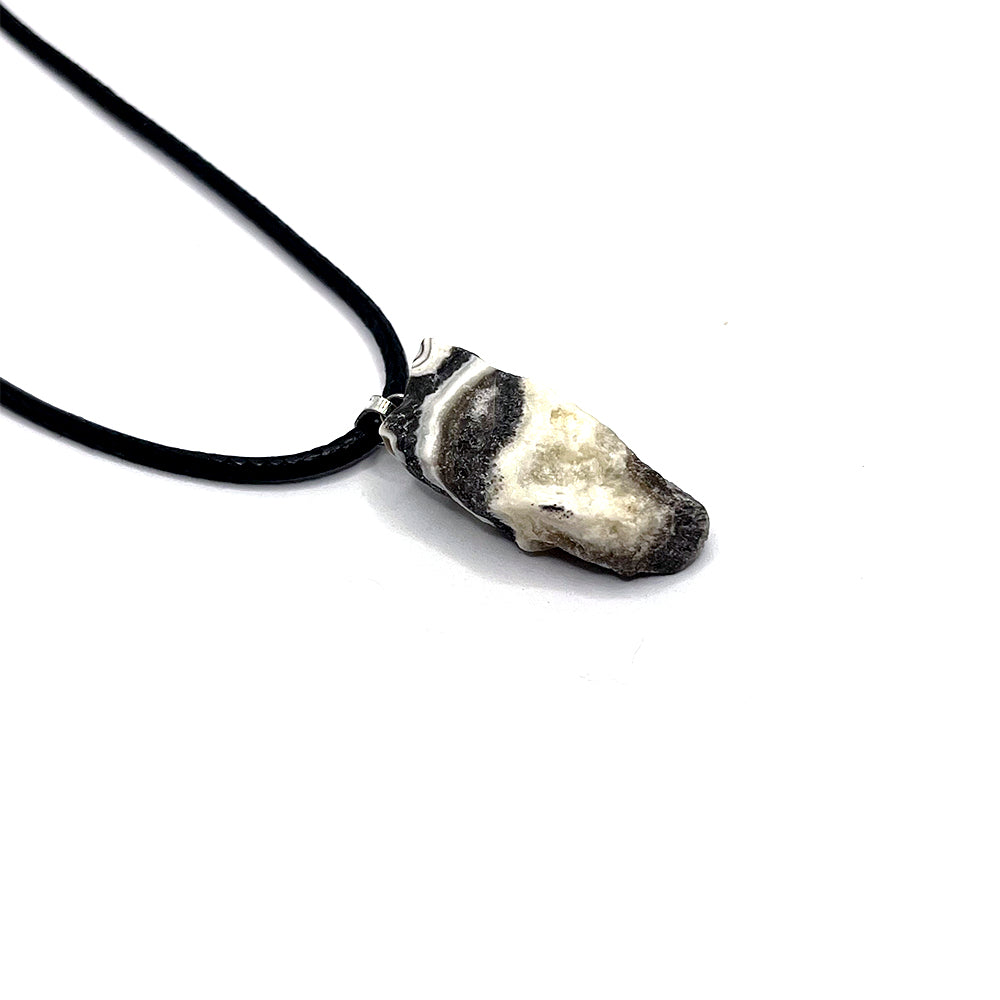 Gemstone pendant Zebra Onyx 20-25mm